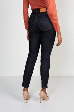 CALÇA JEANS FEMININA COM ELASTANO - comprar online