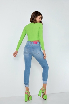 BLUSA TRICOT JUSTA CROPPED FEMININA