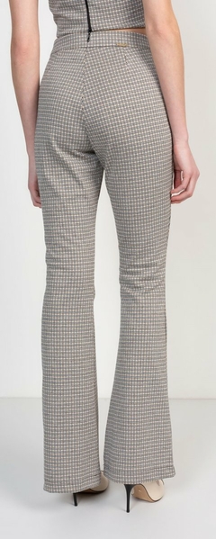 CALÇA ALFAIATARIA FLARE XADREZ FEMININA - comprar online