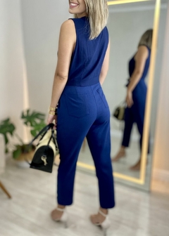 COLETE JOSI EM LINHO AZUL na internet