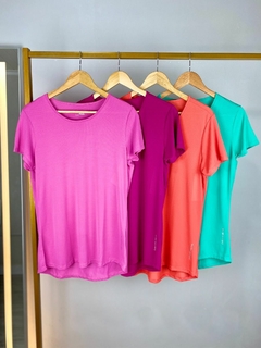 BLUSA EM MALHA COM RECORTE NAS COSTA - comprar online
