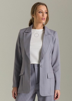 Imagem do BLAZER ALFAIATARIA SOLTO RISCA DE GIZ FEMININO