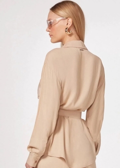 CAMISA AMPLA EM VISCOSE - loja online