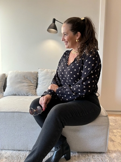 BLUSA TECIDO COM BABADO ESTAMPA EXCLUSIVA na internet