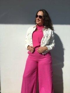 JAQUETA SARJA CROPPED MANGA LONGA COM ELÁSTICO NA BARRA - comprar online