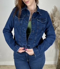 JAQUETA JEANS MANGA LONGA COM ELASTANO - Amsterdam Closet