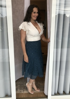 CROPPED EM ALGODÃO BORDADA COM DETALHE TRASPASSADO - comprar online