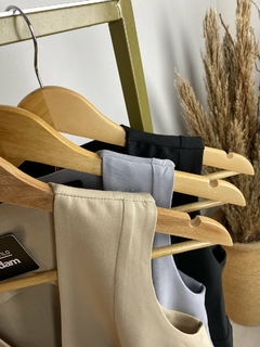 COLETE EM ALFAIATARIA FEMININO - comprar online