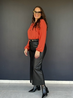 BLUSA EM CREPE SOLTA LARANJA FEMININA na internet
