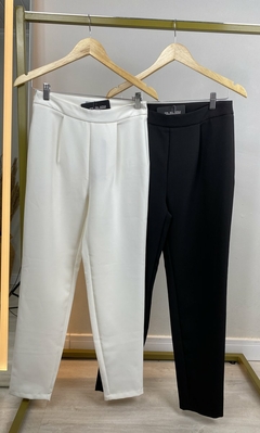 CALÇA EM ALFAIATARIA SOLTA FEMININA - comprar online