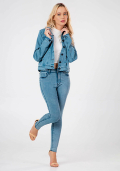 JAQUETA JEANS MANGA LONGA COM ELASTANO - comprar online