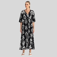 Imagem do VESTIDO DE VERÃO TAMANHO MIDI COM ESTAMPA FLORAL