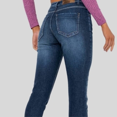 CALCA JEANS AZUL ESCURO RUBI CROPPED - Amsterdam Closet