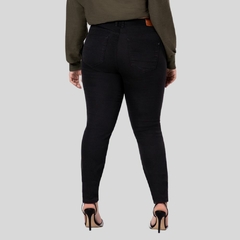 CALÇA JEANS FEMININA CHAPA BARRIGA PRETA PLUS SIZE