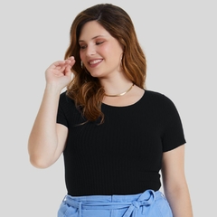 BLUSA BÁSICA CANELADA PLUS SIZE - comprar online
