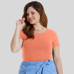 BLUSA BÁSICA CANELADA PLUS SIZE
