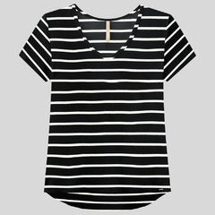 BLUSA BÁSICA EM MALHA VISCOSE COM MANGA CURTA