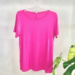 Imagem do BLUSA BÁSICA CANELADA PLUS SIZE