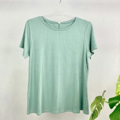 BLUSA BÁSICA CANELADA PLUS SIZE na internet