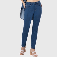 CALÇA JEANS FEMININA CHAPA BARRIGA CROPPED AZUL na internet
