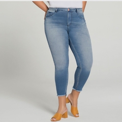 CALÇA JEANS FEMININA CHAPA BARRIGA CROPPED AZUL
