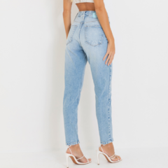 CALÇA MOM FEMININA JEANS AZUL CLARO - loja online