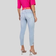 CALÇA FEMININA DIAMANTE CROPPED COM CINTO - Amsterdam Closet