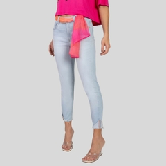 CALÇA FEMININA DIAMANTE CROPPED COM CINTO