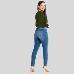 CALÇA JEANS SKINNY CHAPA BARRIGA ESTONADA AZUL CLARO na internet
