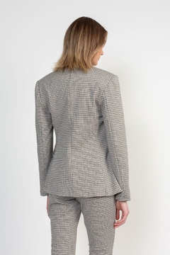 BLAZER EM ALFAIATARIA SOLTO FORRADO FEMININO - comprar online