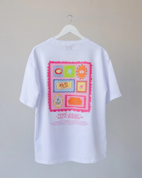 Remera Flora "Primera Vez" (Oversized Fit) - comprar online