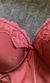 Conjunto Dalia Lazos y encaje en internet