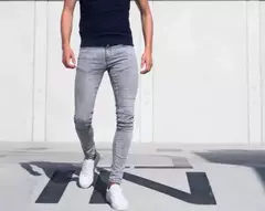 Jean gris oscuro skinny fit on internet