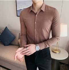 Slim-fit long-sleeve shirt made from flannel fibers - (copia) on internet