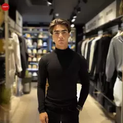 SWEATER CUELLO TORTUGA NEGRO on internet