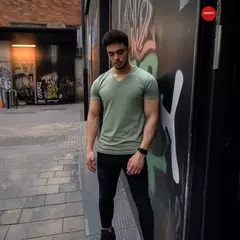 CAMISETA UNICOLOR VERDE CUELLO V - comprar en línea