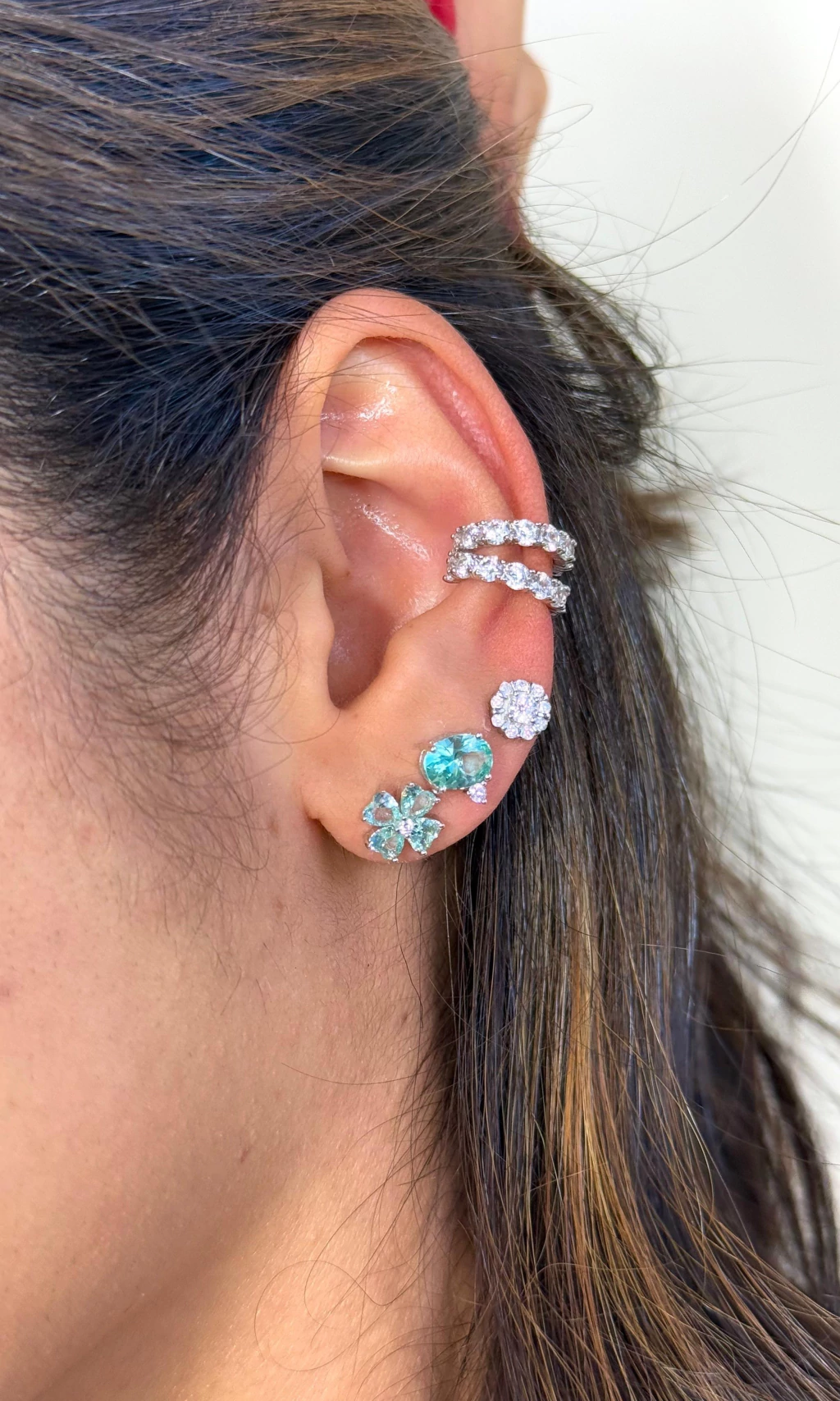 BRINCO FLOR VERDE CLARO- PRATA 925