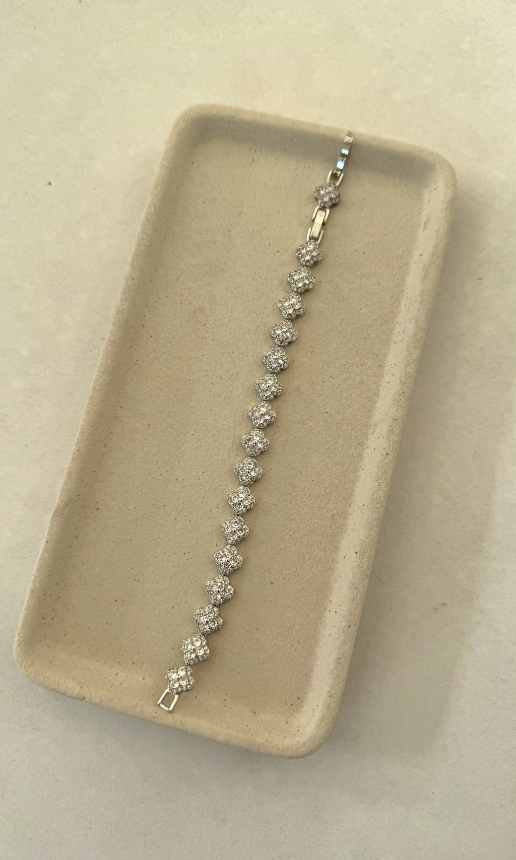 PULSEIRA RIVIERA INSPIRAÇÃO EM RÓDIO BRANCO