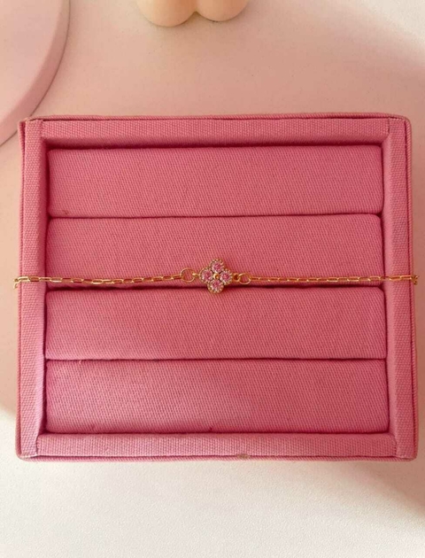 Pulseira Trevo Cravejado Cristal - Banhada a ouro