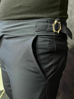 CALÇA ALFAIATARIA VENEZA AJUSTE LATERAL AZUL PETRÓLEO - comprar online
