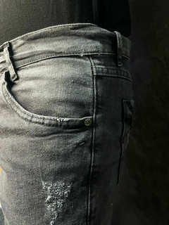 CALÇA JEANS SLIM CARVÃO - comprar online