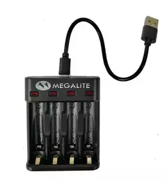 CARGADOR DE PILAS AA / AAA MEGALITE en internet