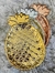 PLATO EN FORMA DE PIÑA DE CERAMICA - comprar online