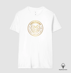 Camiseta Algodão Peruano CONDEMAGNO – MAR & MONTANHA | Prainha Golden Edition