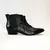 Bota amarrada salto baixo e bico fino - comprar online