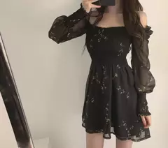 Vestido preto manga longa