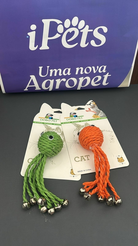 Polvinho cat