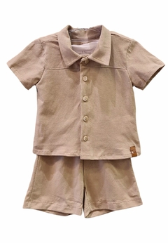 CONJUNTO CAMISETA E CAMISA - comprar online