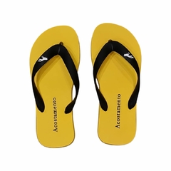 CHINELO MASC ACOST AMARELO