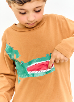 CAMISETA ANIMAL PE DE MOLEQUE na internet